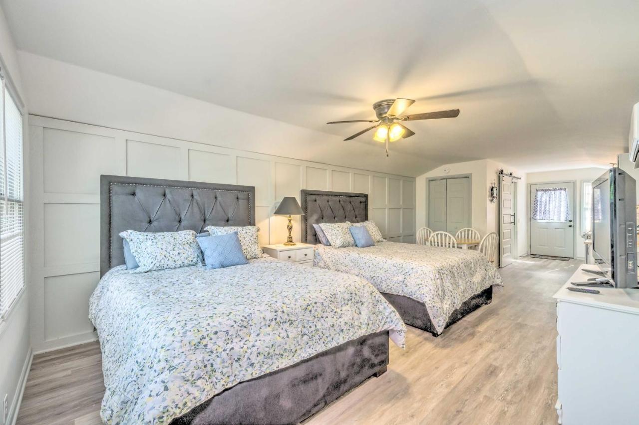 Stunning 2-Building Rental - Walk To Marina! Celina Esterno foto